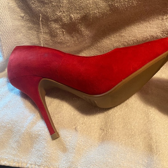 Red 5 inch heels never worn!! - Picture 5 of 6